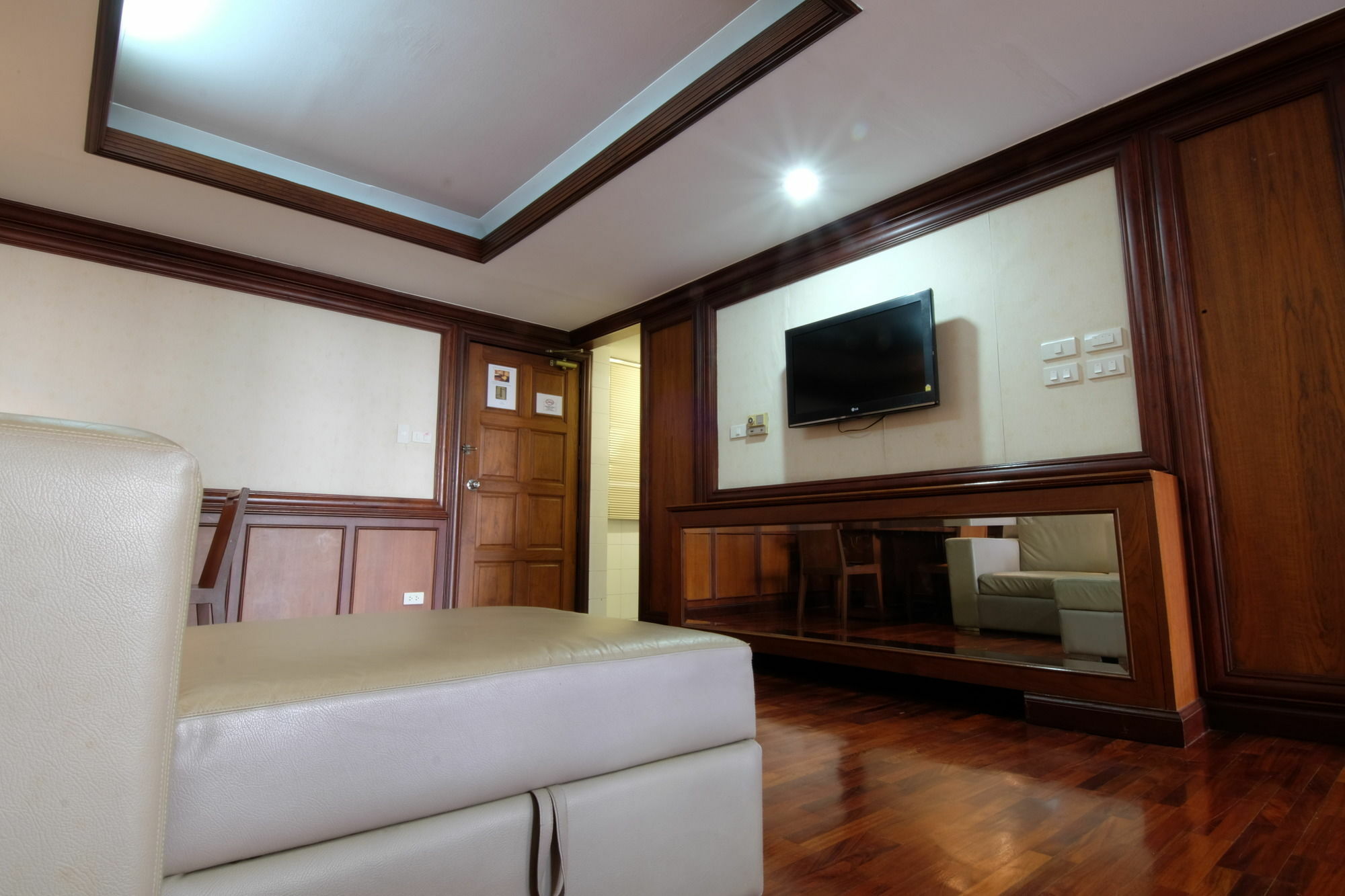 Alameda Suites Hotel Bangkok Dış mekan fotoğraf